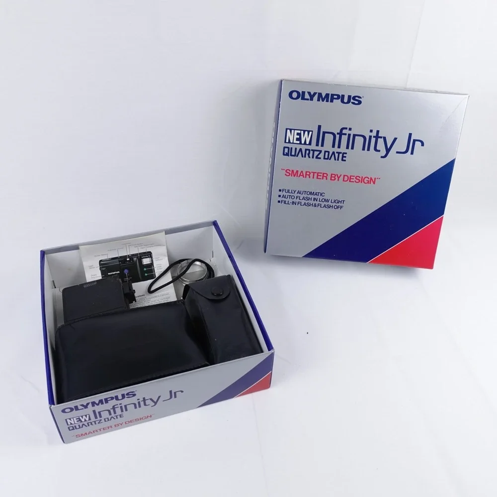 Olympus Trip 35 Vintage 35mm Film Camera D. Zuiko 40mm 2.8 Parts Repair UNTESTED
